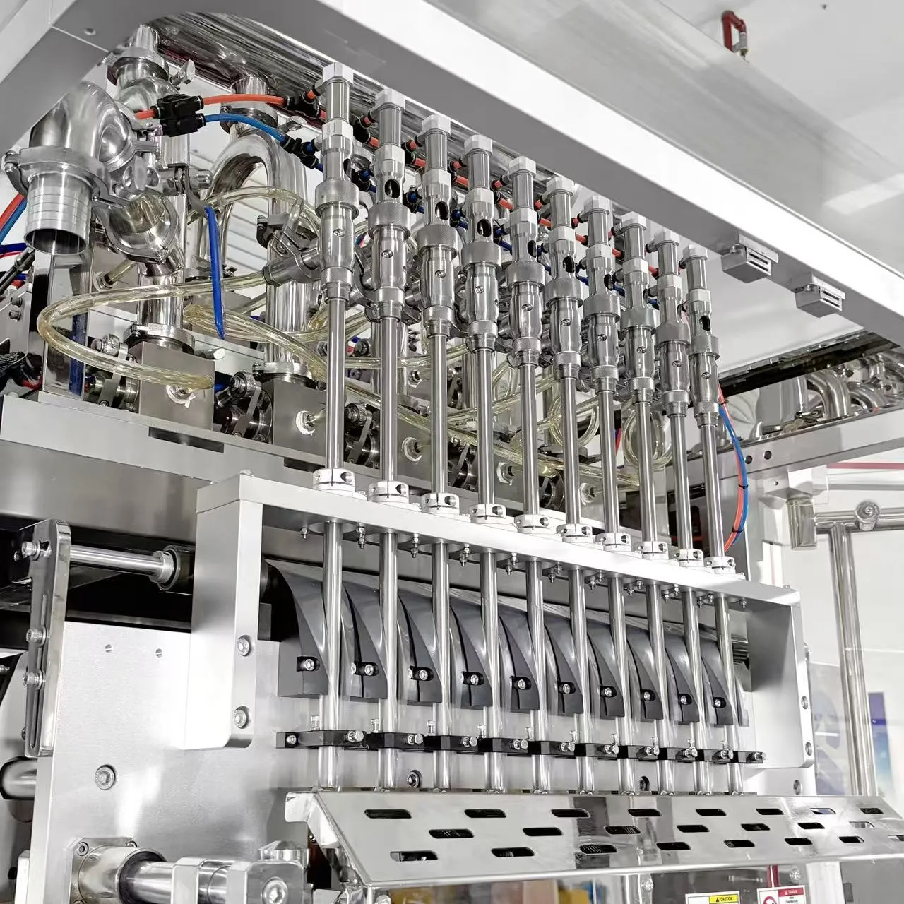 High-precision filling system of 10 lanes honey stick packing machine