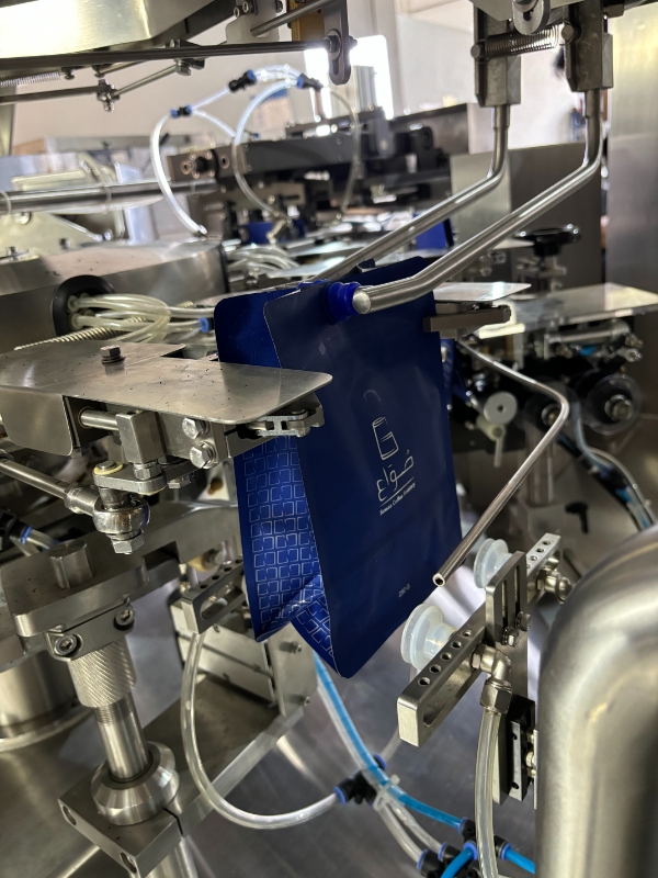 مولتيهيد الحبيبية سستة دوق-باي ملء وختم الآلة