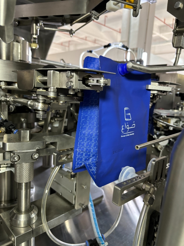 مولتيهيد الحبيبية سستة دوق-باي ملء وختم الآلة