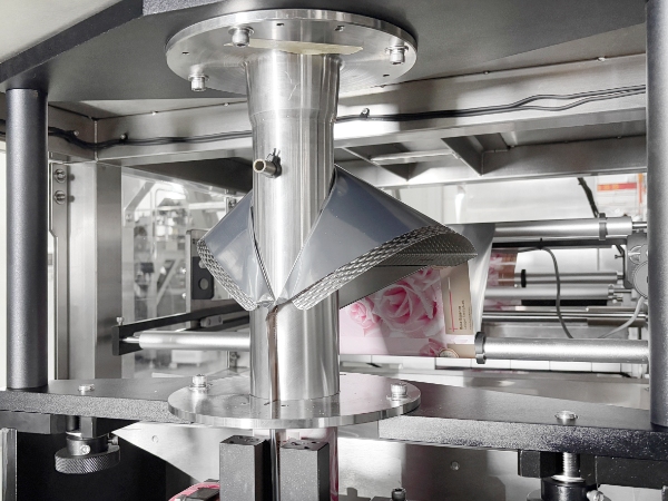 الحبيبية مولتيهيد عالية السرعة ففس آلة التعبئة الحبيبية مولتيهيد عالية السرعة ففس آلة التعبئة