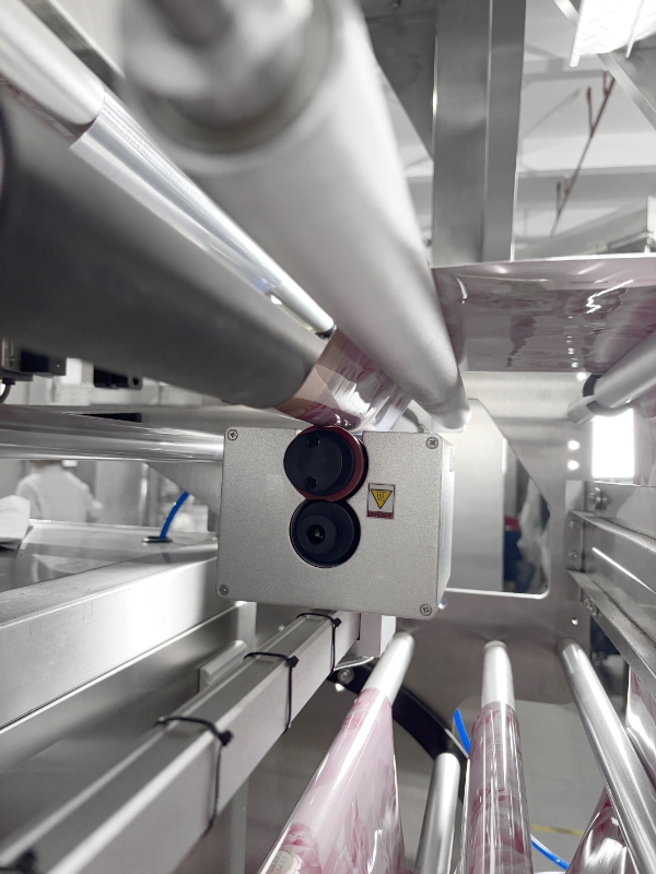 الحبيبية مولتيهيد عالية السرعة ففس آلة التعبئة الحبيبية مولتيهيد عالية السرعة ففس آلة التعبئة